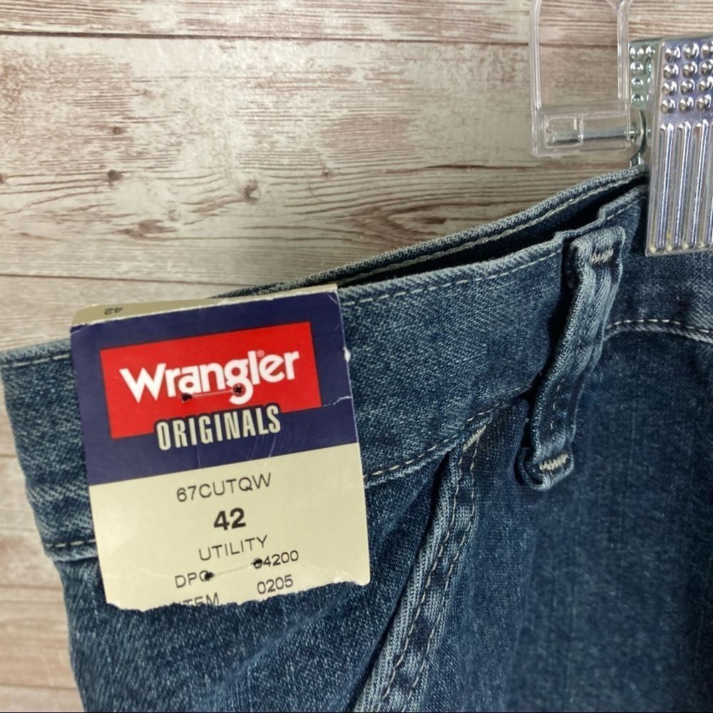 Wrangler NWT Carpenter Utility Shorts Size 42 - Picture 2 of 5